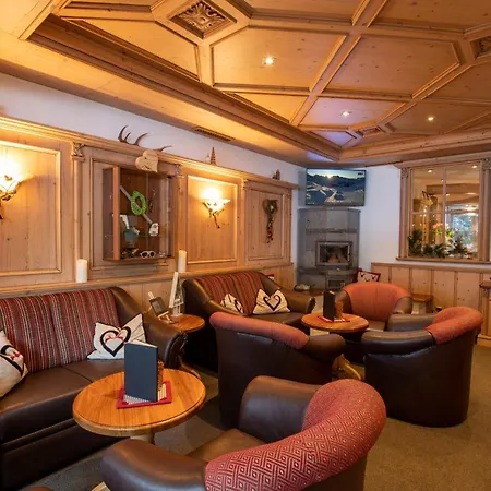 Hotel Garni Monte Bianco 4*