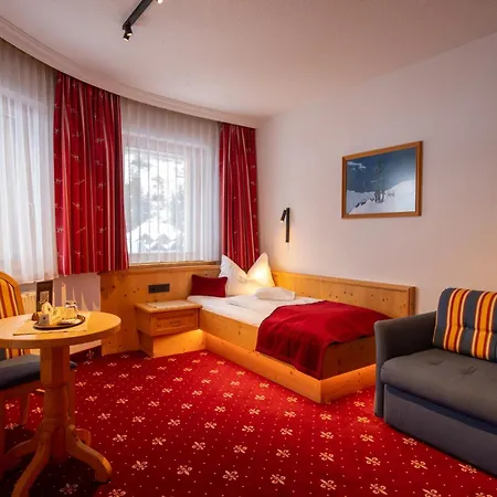 Otel Garni Monte Bianco 4*