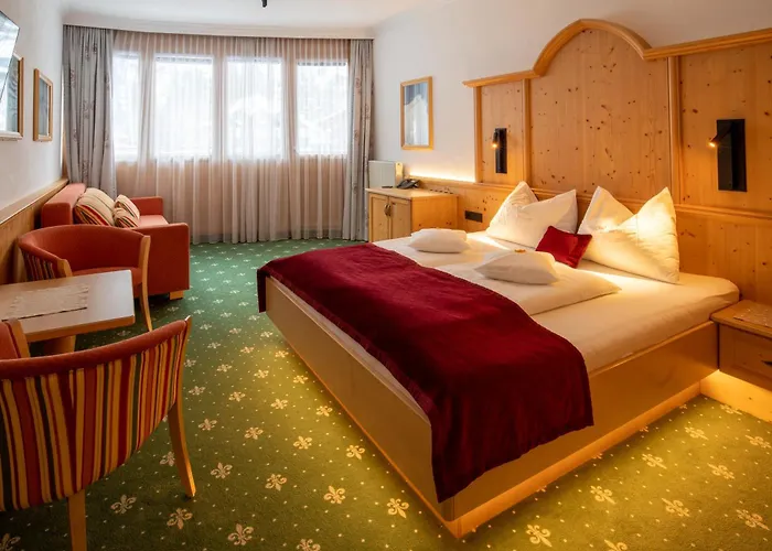 Garni Monte Bianco Hotel 4*