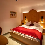 Hotel Garni Monte Bianco Ischgl