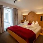Garni Monte Bianco 4*