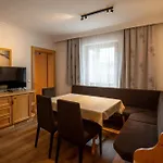 ホテル Garni Monte Bianco 4*