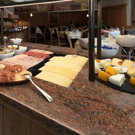 Hotel Garni Monte Bianco 4*