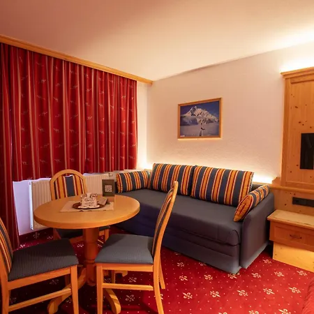 Garni Monte Bianco فندق