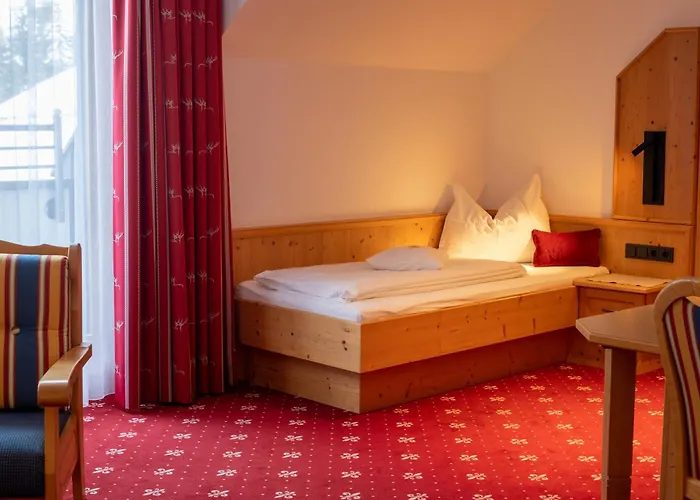 Hotel Garni Monte Bianco 4*