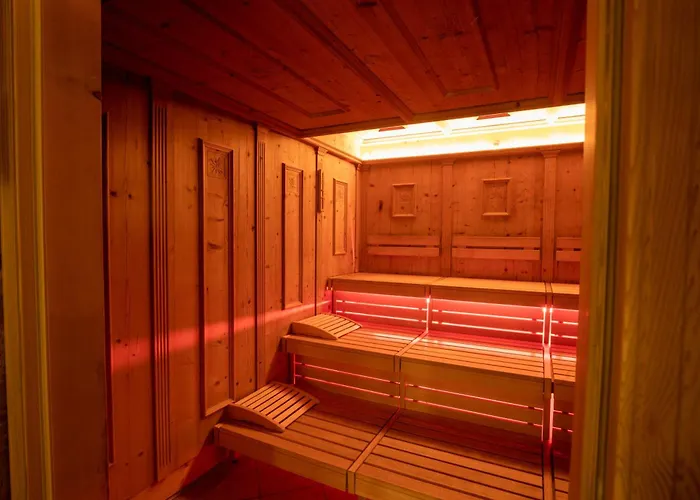 Garni Monte Bianco Hotel 4*