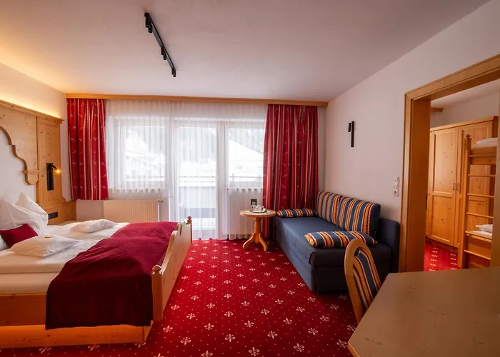 Hotel Garni Monte Bianco 4*