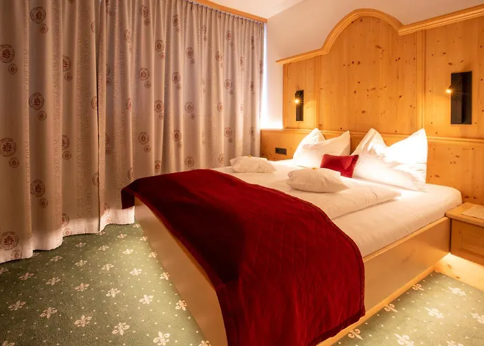 Garni Monte Bianco Hotel 4*