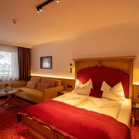 Garni Monte Bianco Hotel 4*